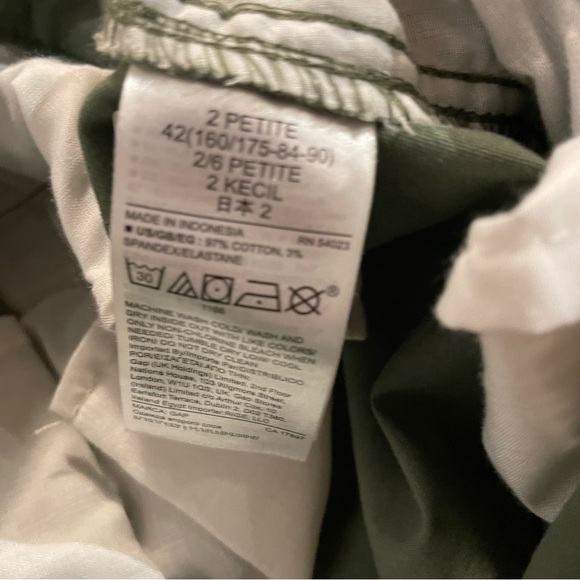 GAP Green Girlfriend Khaki Chino Cotton Pants 2 Petite Army Green - Picture 10 of 10